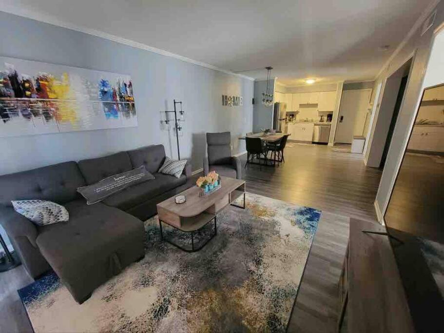 2022 Renovated 2-Bdrm Cozy, Lovely Condo W/Parking! Hilton Head Island Eksteriør bilde