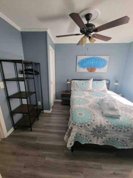 2022 Renovated 2-Bdrm Cozy, Lovely Condo W/Parking! Hilton Head Island Eksteriør bilde