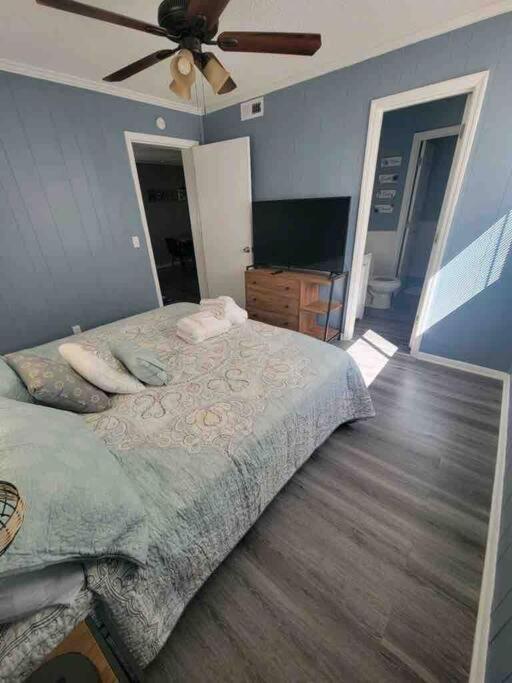 2022 Renovated 2-Bdrm Cozy, Lovely Condo W/Parking! Hilton Head Island Eksteriør bilde