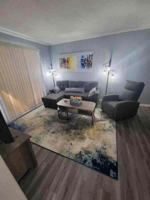 2022 Renovated 2-Bdrm Cozy, Lovely Condo W/Parking! Hilton Head Island Eksteriør bilde