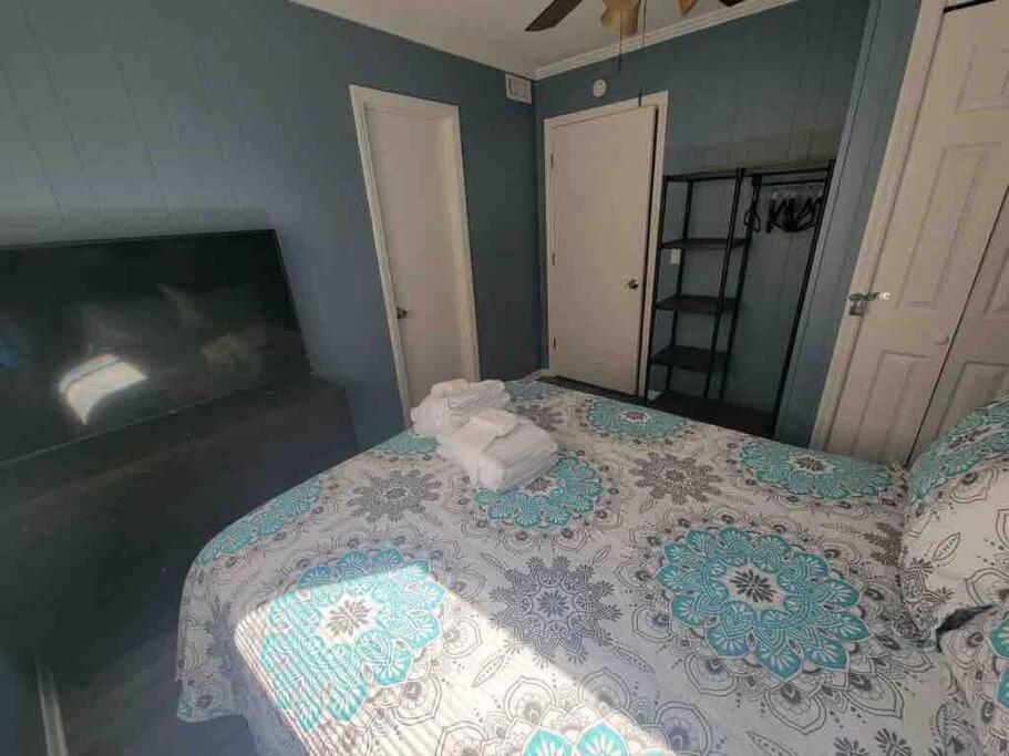 2022 Renovated 2-Bdrm Cozy, Lovely Condo W/Parking! Hilton Head Island Eksteriør bilde