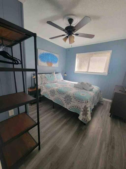 2022 Renovated 2-Bdrm Cozy, Lovely Condo W/Parking! Hilton Head Island Eksteriør bilde